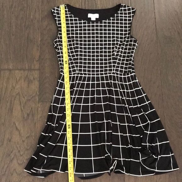 Jessica Simpson Medium 6 Black White Windowpane Fit & Flare Dress Spring Summer - Picture 6 of 7